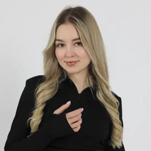 Олеся Воронова