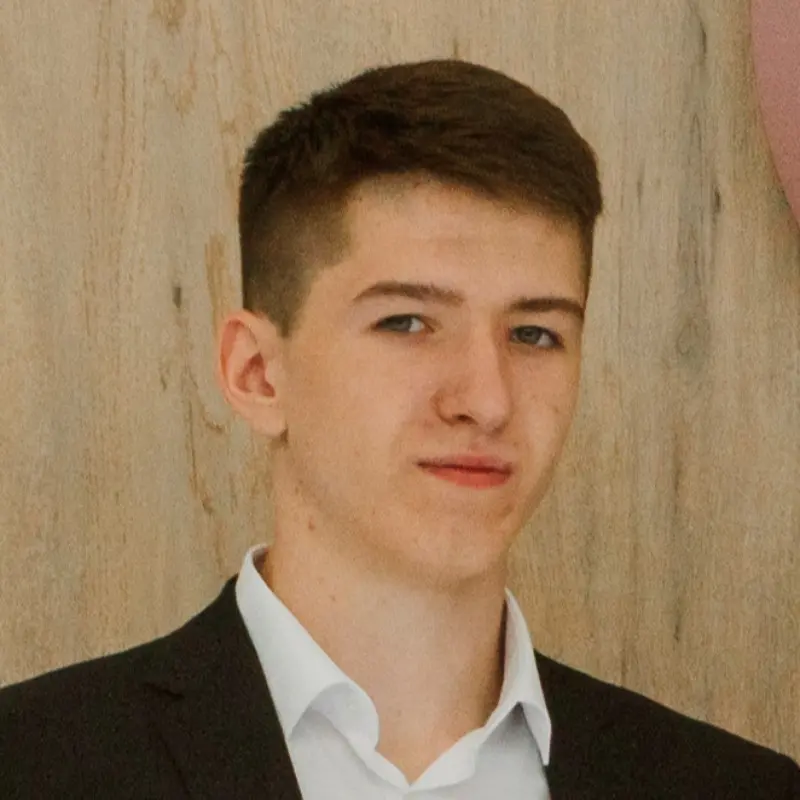 Сергей Петров