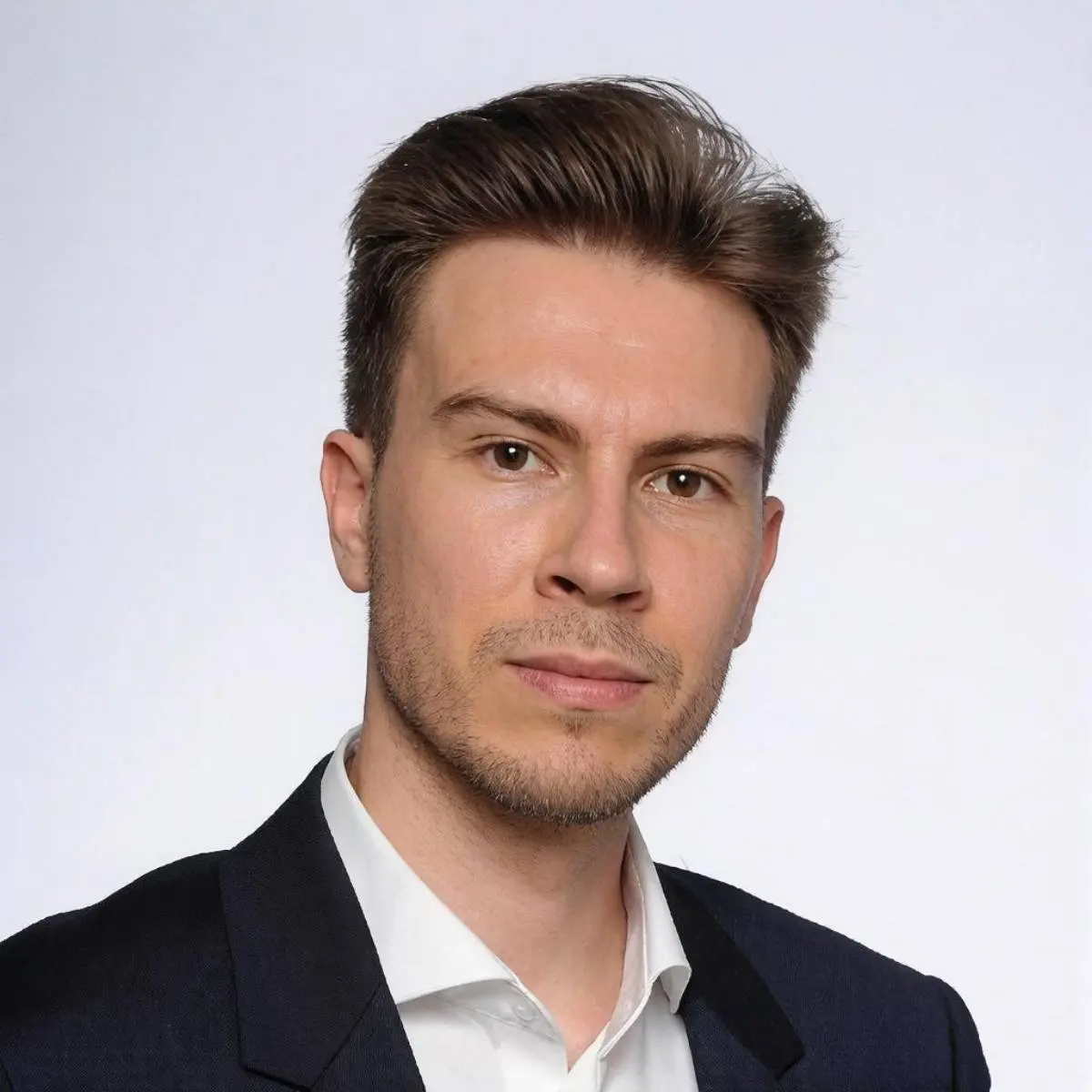 Владислав Салов