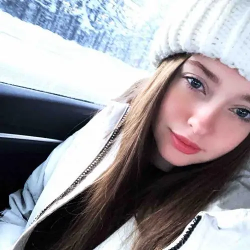 Юлия Комарова