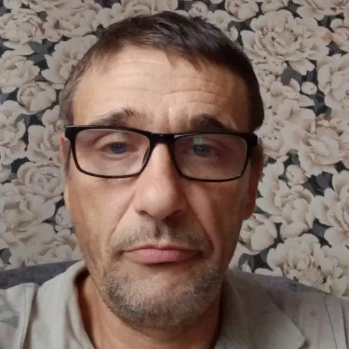 Виктор Иванов
