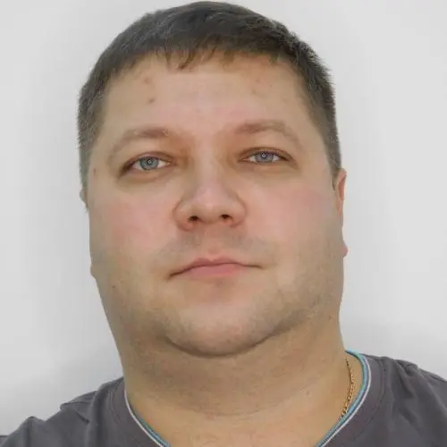 Денис Иванцов